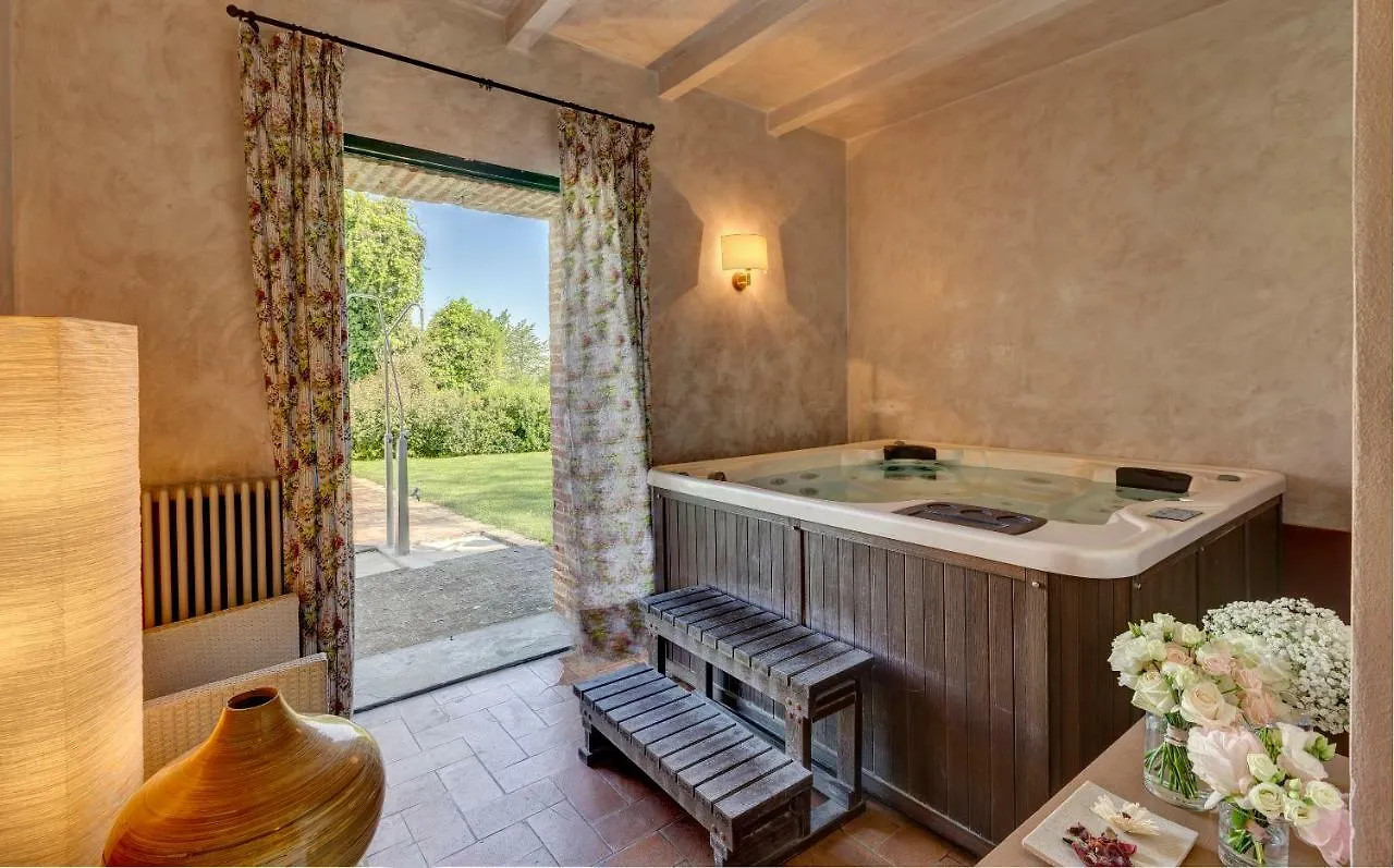 Castello Di Montegridolfo Spa Resort Otel