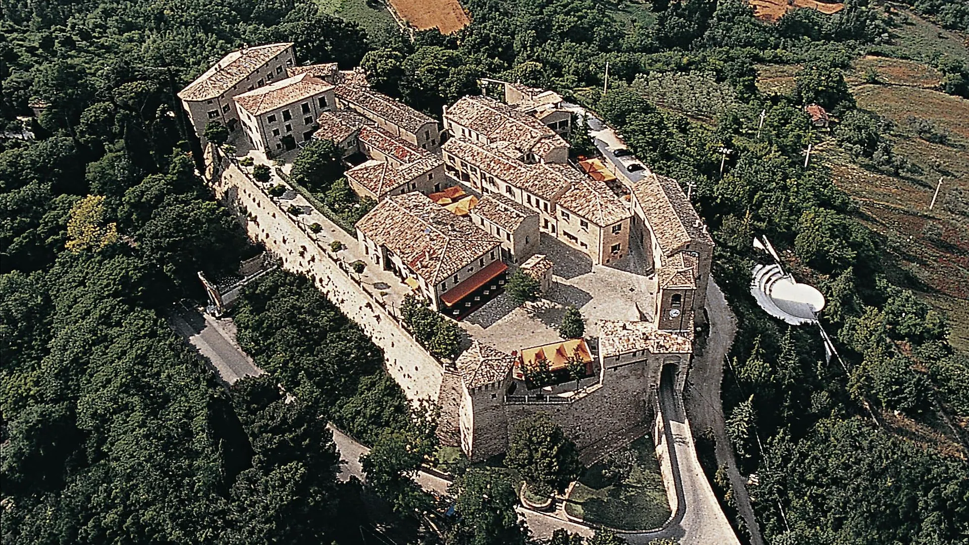 Castello Di Montegridolfo Spa Resort Hotel