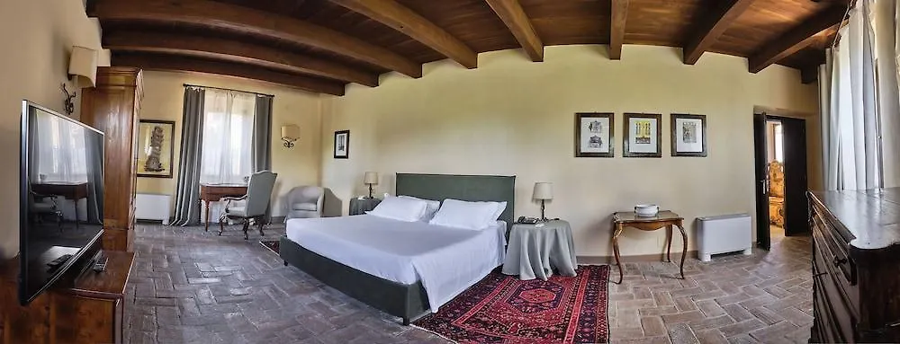 Castello Di Montegridolfo Spa Resort 4*,