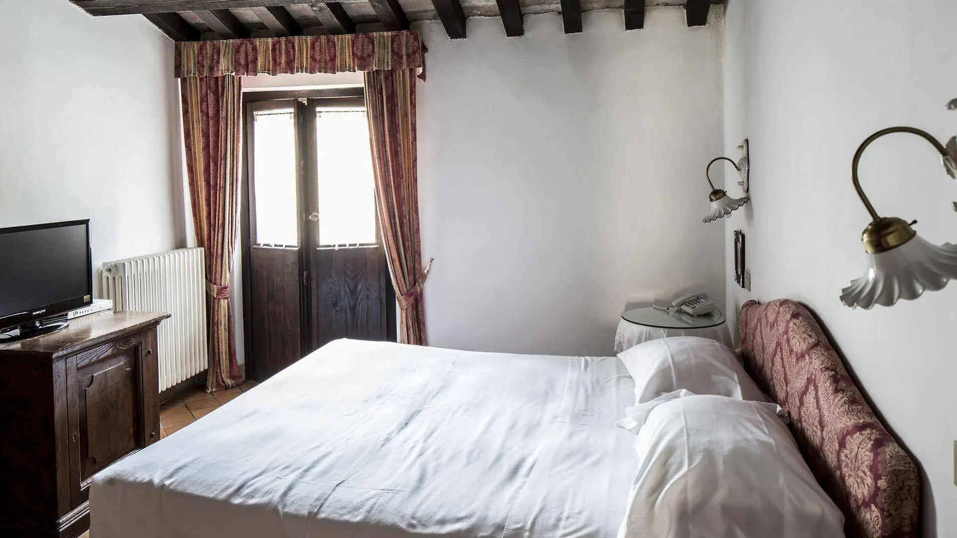 Castello Di Montegridolfo Spa Resort Hotel