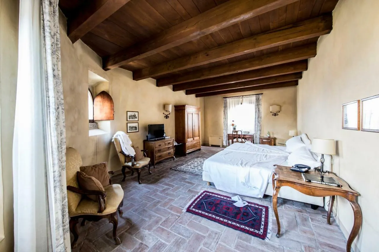 Hotel Castello Di Montegridolfo Spa Resort